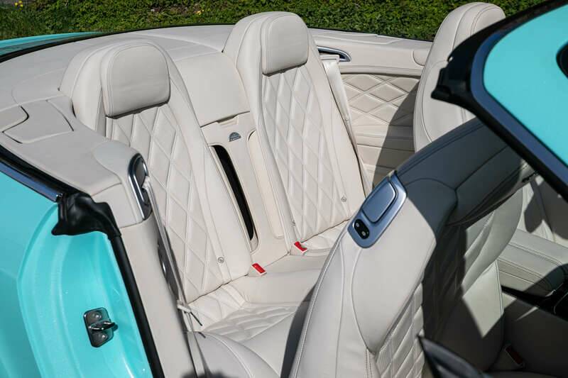 Image 28/38 of Bentley Continental GTC V8 (2013)