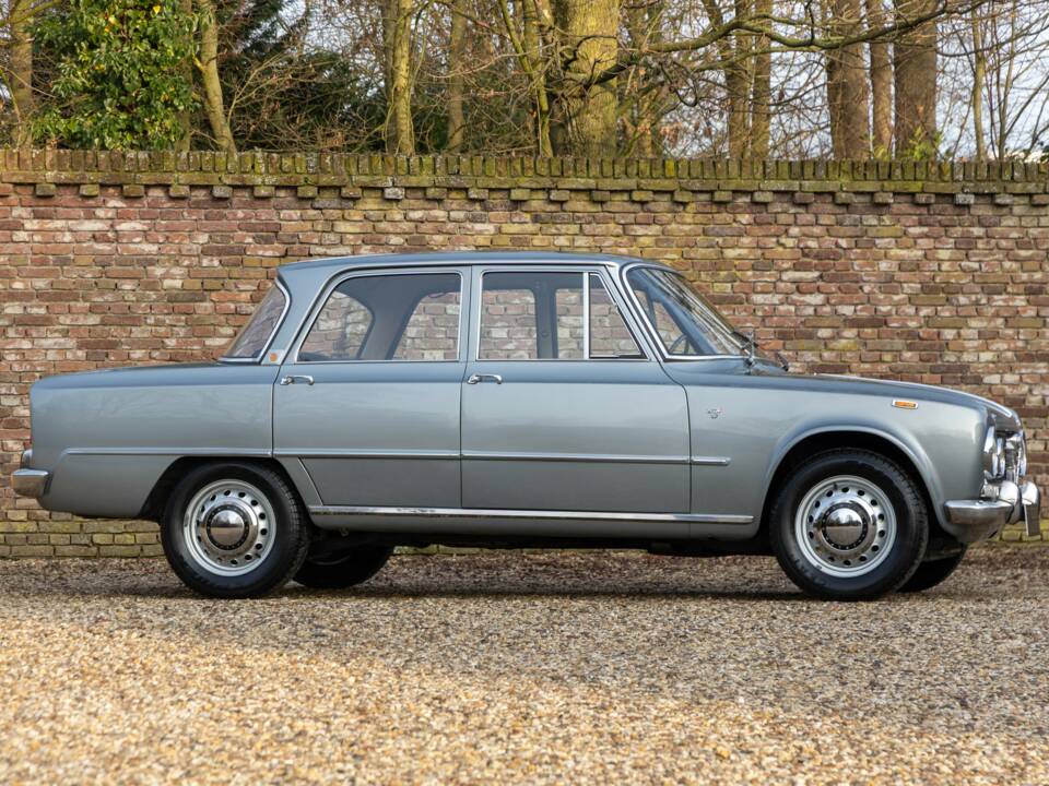Afbeelding 45/50 van Alfa Romeo Giulia 1600 S (1968)