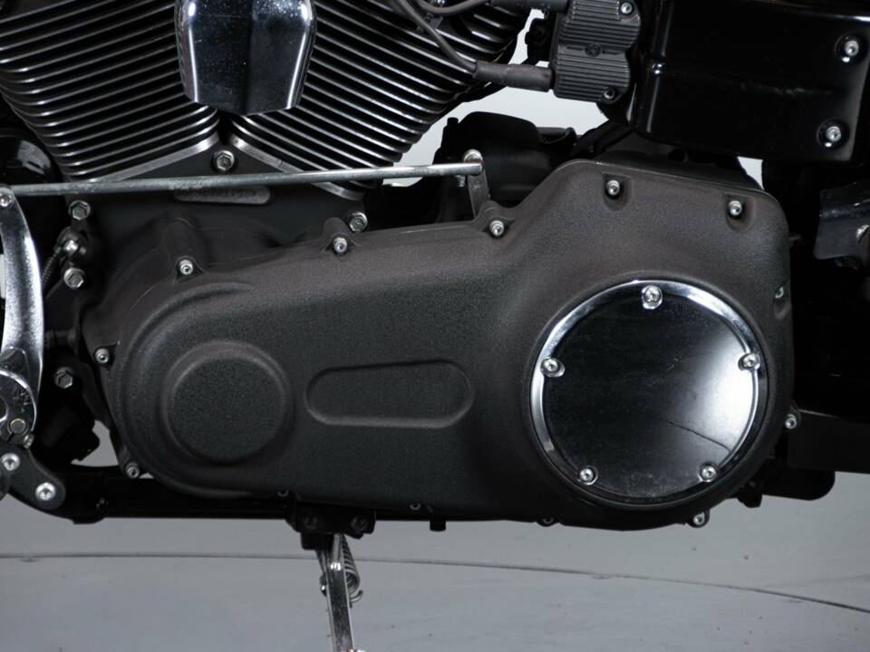 Bild 25/50 von Harley-Davidson DUMMY (2010)