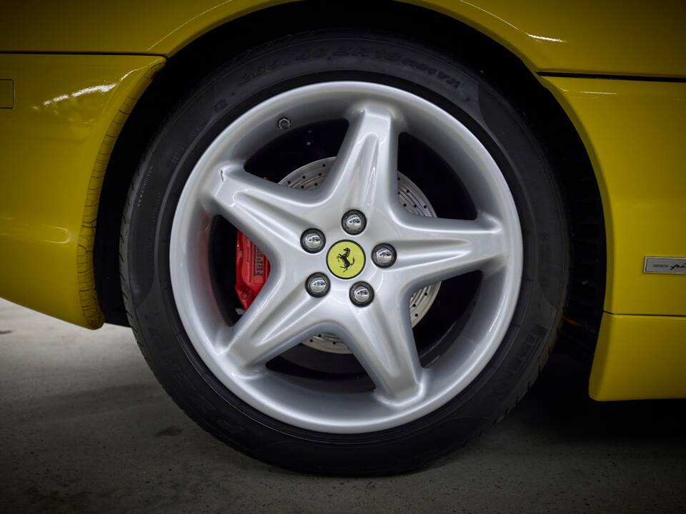 Image 44/100 of Ferrari F 355 Spider (1999)
