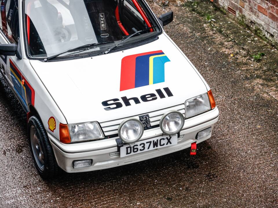 Imagen 29/44 de Peugeot 205 GTi 1.9 (1987)