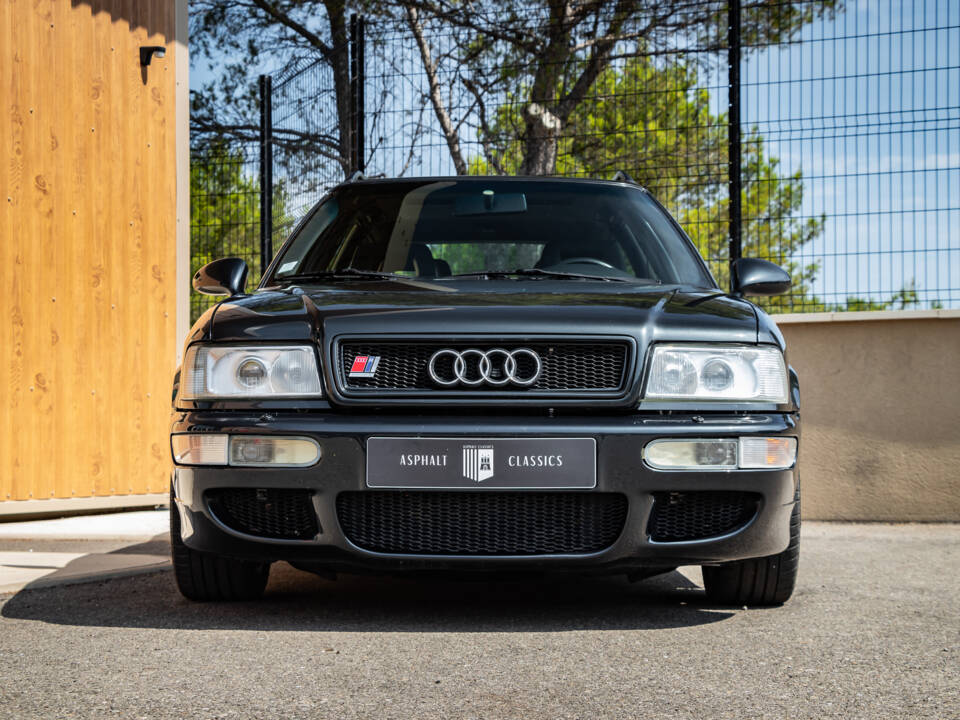 Image 3/50 of Audi RS2 Avant (1994)