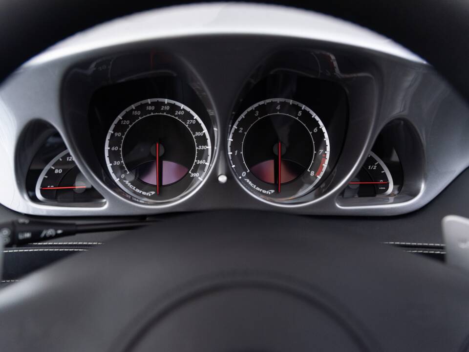 Bild 53/64 von Mercedes-Benz SLR Stirling Moss (2009)