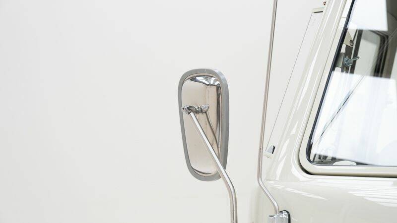 Immagine 13/15 di Volkswagen T1 Kombi (1966)