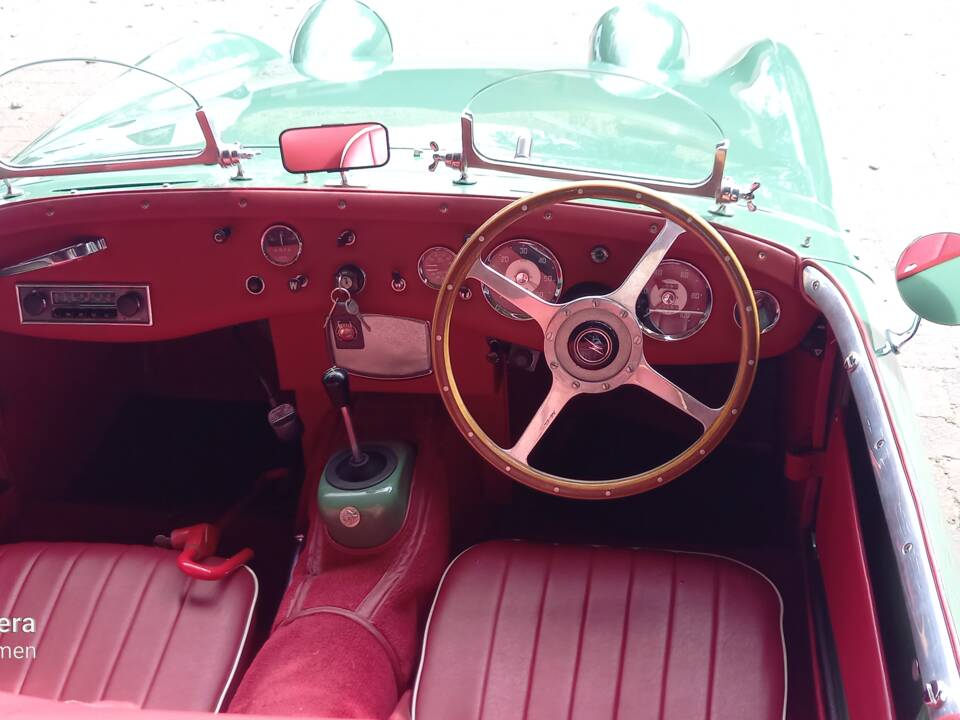 Image 6/12 of Austin-Healey Sprite Mk I (1959)