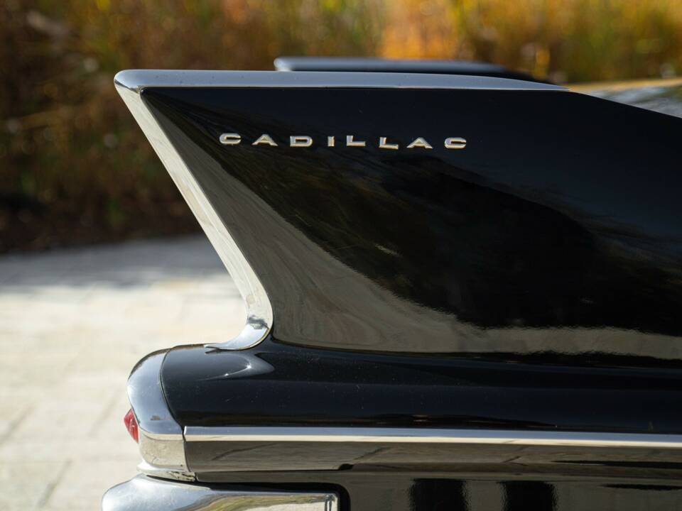 Immagine 40/50 di Cadillac 62 Sedan DeVille (1958)