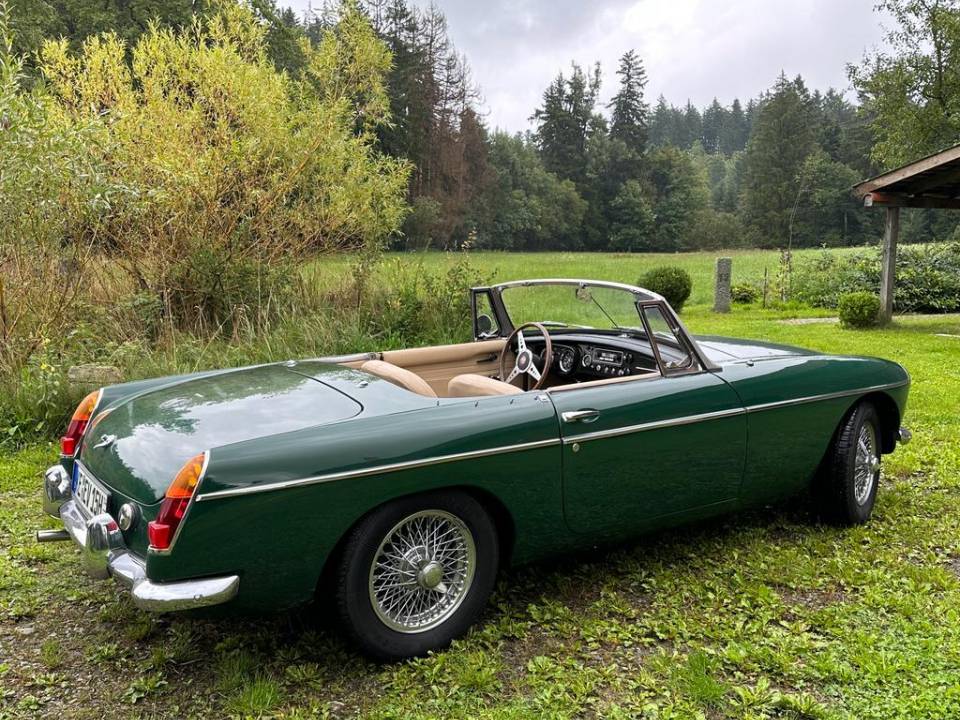 Afbeelding 4/14 van MG MGB (1965)