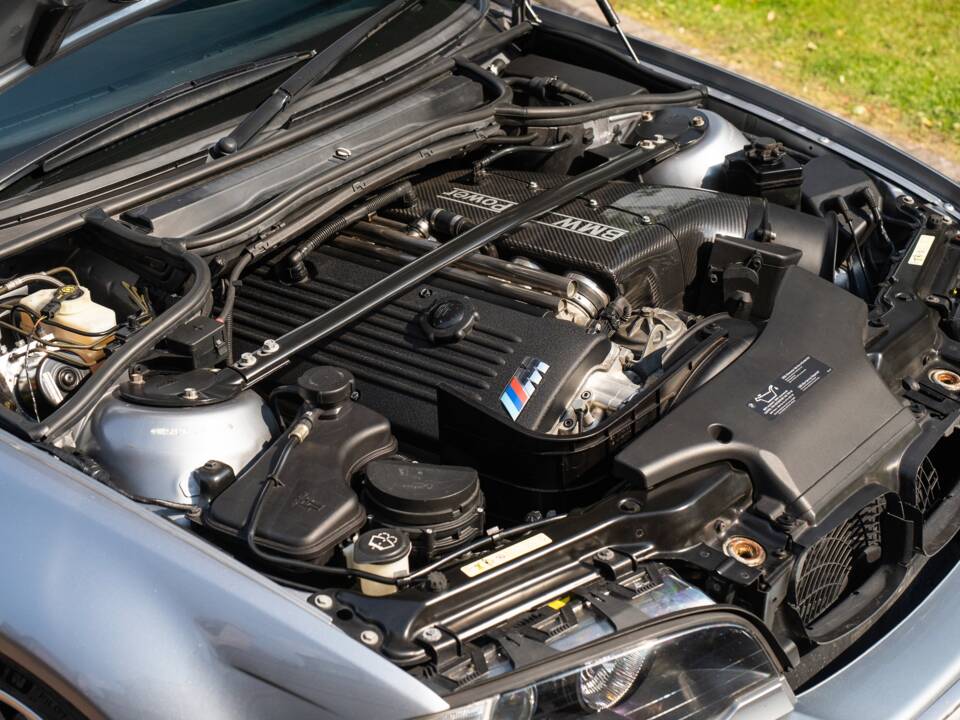 Imagen 5/50 de BMW M3 CSL (2003)