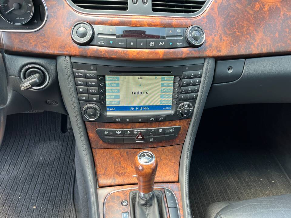 Afbeelding 15/16 van Mercedes-Benz CLS 350 (2005)