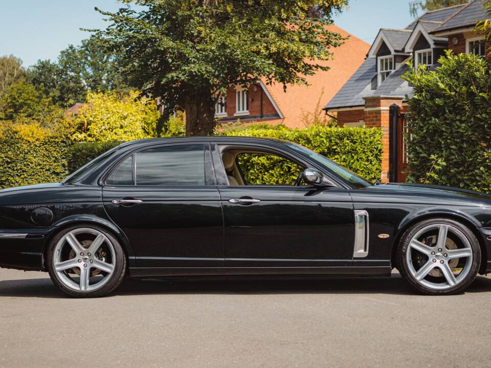 Bild 2/47 von Jaguar XJR (2006)
