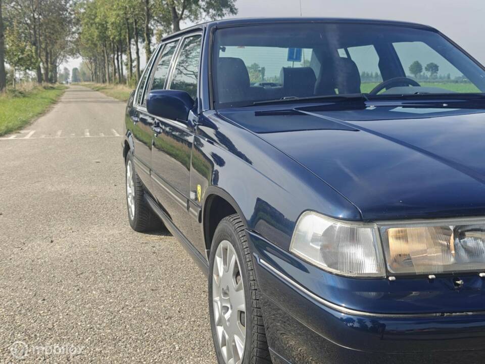 Bild 13/37 von Volvo S90 3.0i (1998)