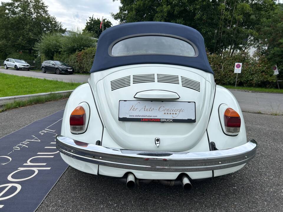 Image 22/28 of Volkswagen Coccinelle 1600 (1970)