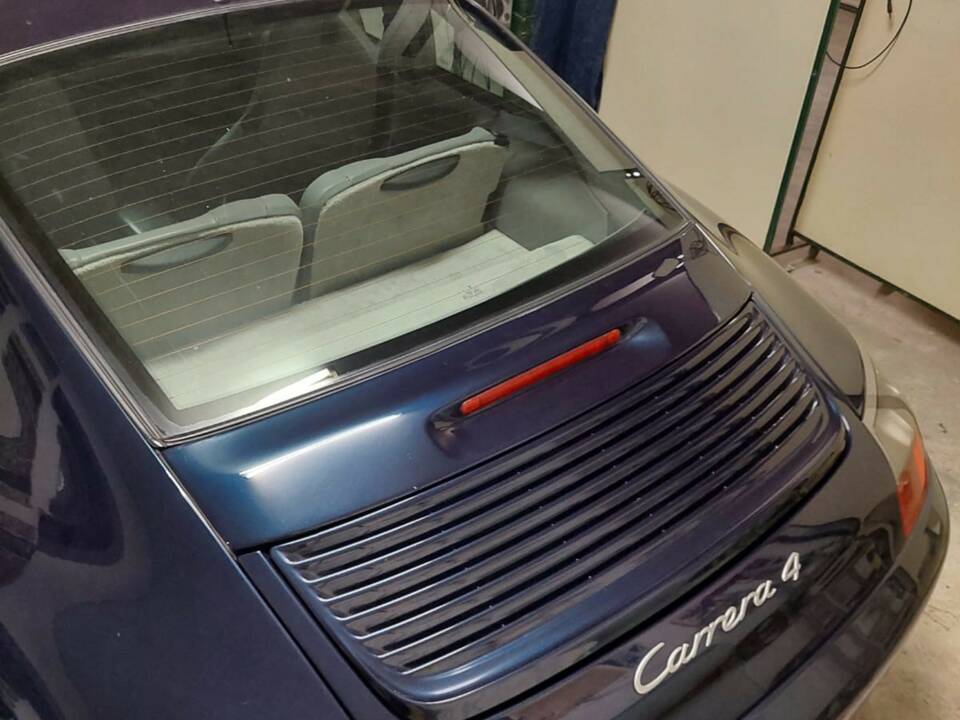Image 9/12 of Porsche 911 Carrera 4 (1998)