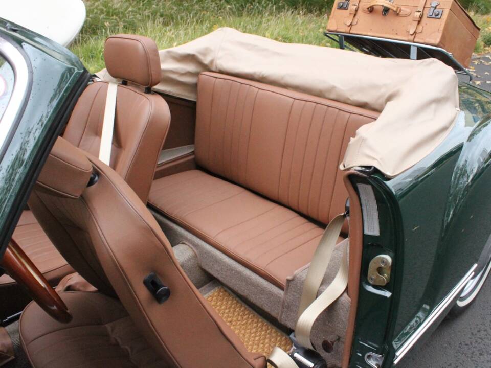 Image 8/17 of Volkswagen Karmann Ghia 1600 (1971)