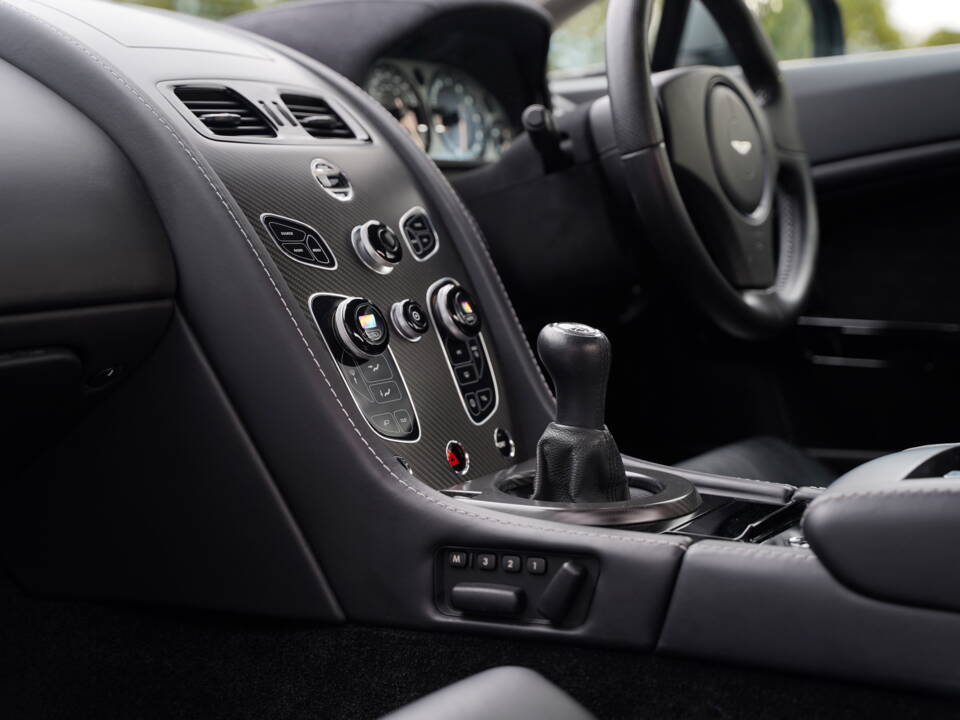 Imagen 21/50 de Aston Martin V8 Vantage N430 (2016)