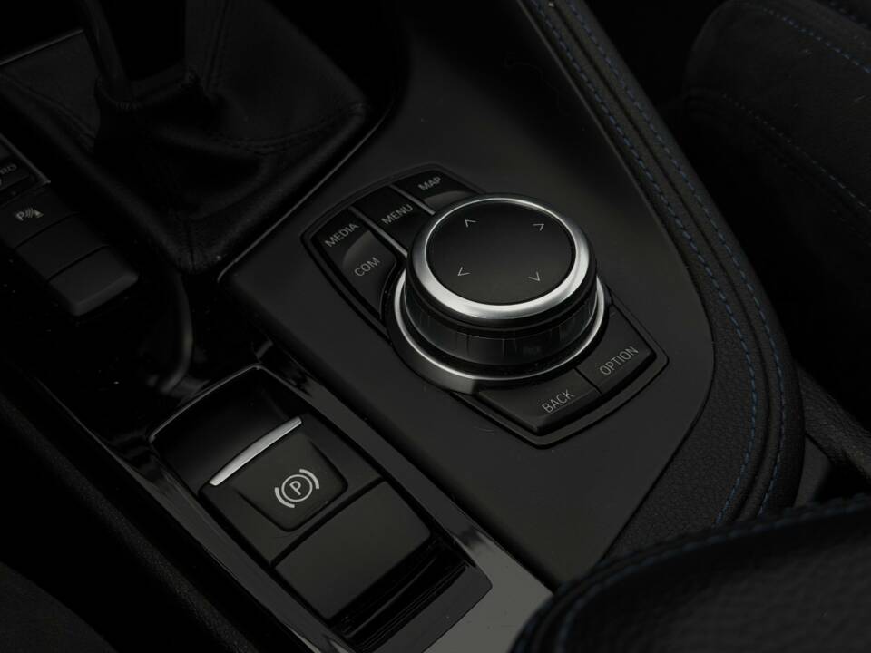 Obraz 28/39 pojazdu BMW X1 sDrive18i (2018)