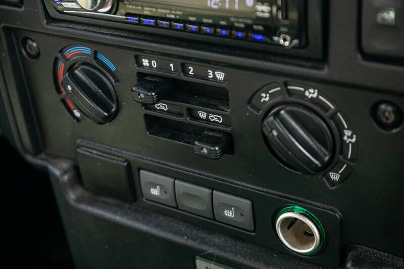 Image 22/39 of Land Rover Defender 90 TD4 (2008)