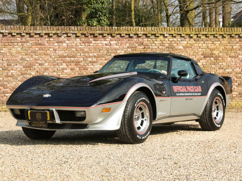 Image 24/50 of Chevrolet Corvette Indy Pace Car (1978)