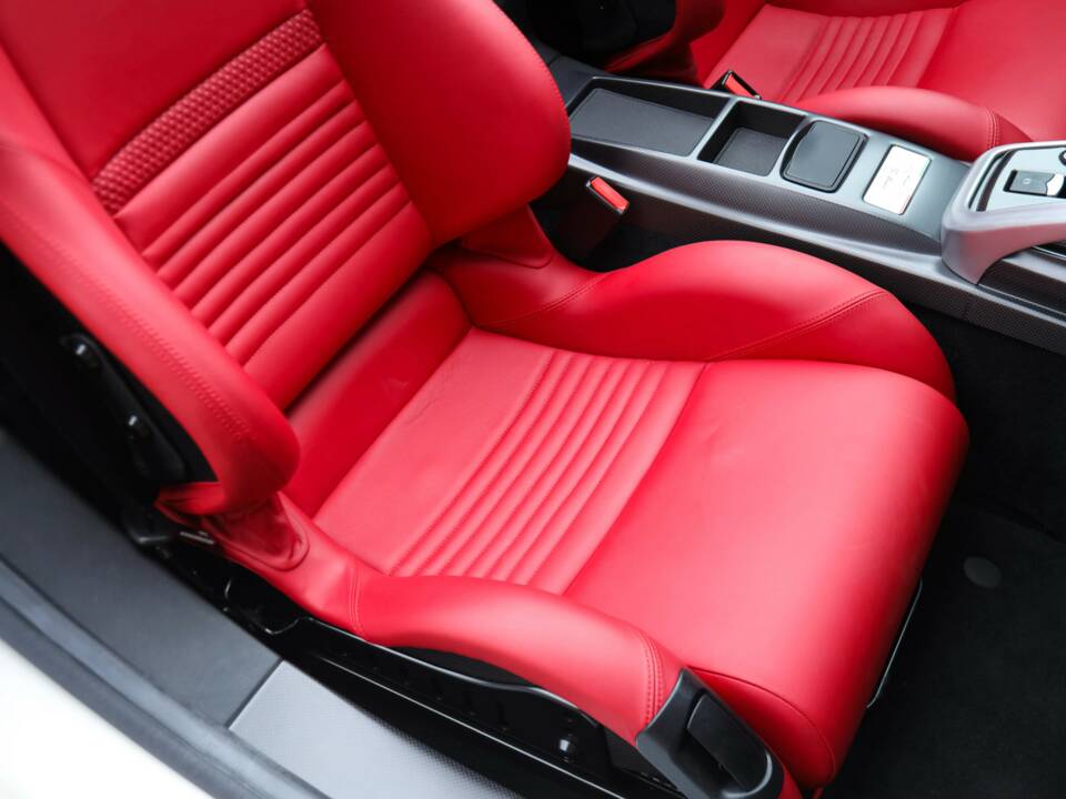 Immagine 28/50 di Alfa Romeo 8C Spider (2009)