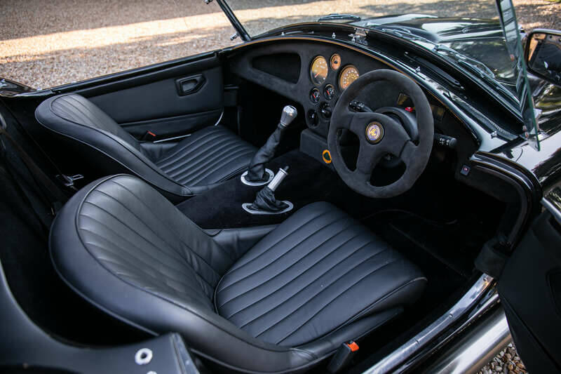 Image 2/48 of AC Cobra 212 S&#x2F;C (2001)