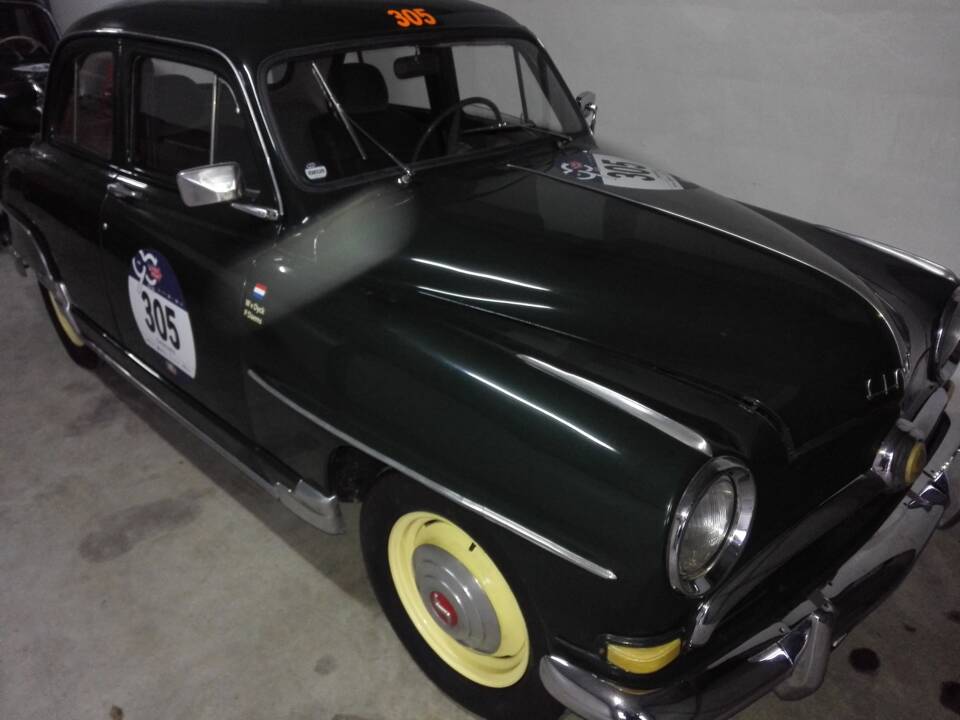 Afbeelding 2/6 van SIMCA Aronde 9 (1953)