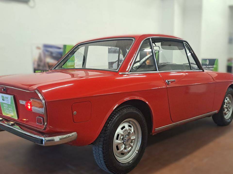 Image 3/33 of Lancia Fulvia Sport 1.3 S (Zagato) (1973)