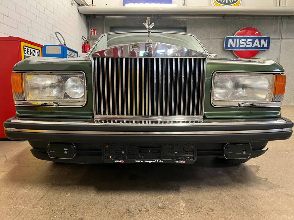 Image 3/18 of Rolls-Royce Silver Spirit (1982)