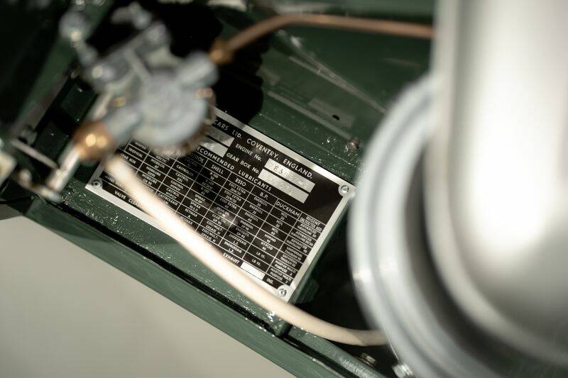 Image 39/50 de Jaguar Type E 4.2 (1966)