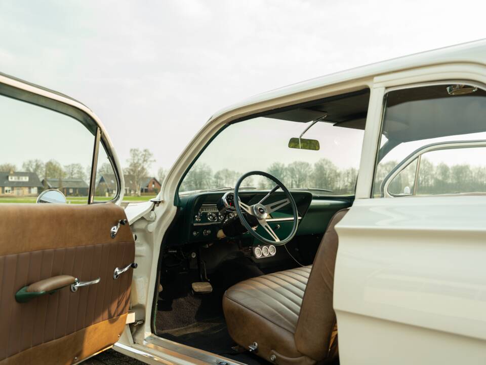 Bild 39/100 von Chevrolet Biscayne (1961)