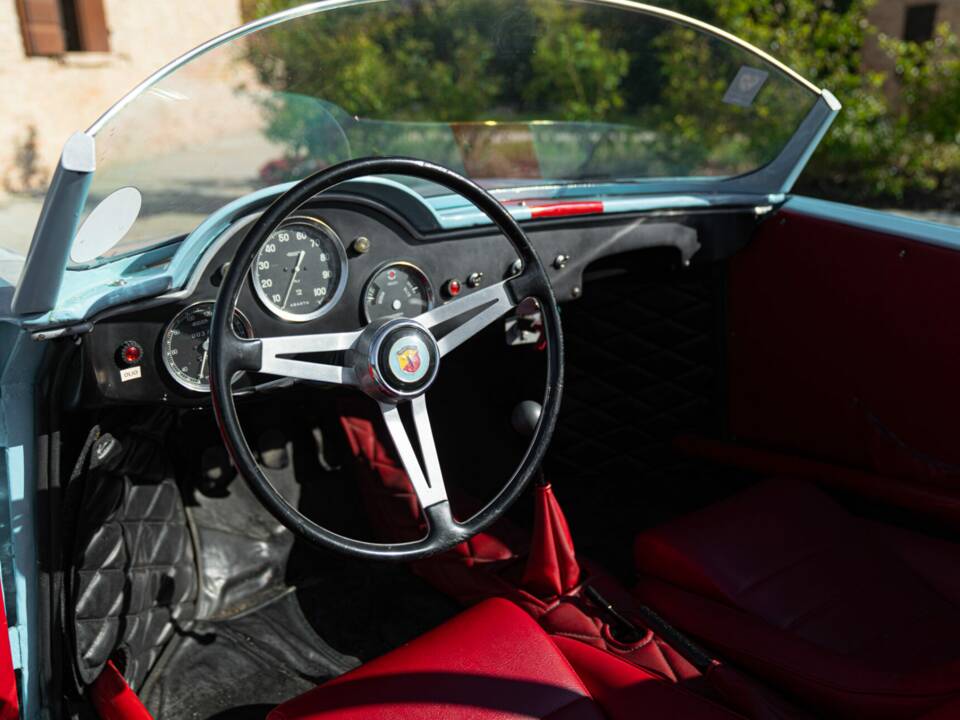 Imagen 42/50 de Abarth 750 Allemano Spider (1958)