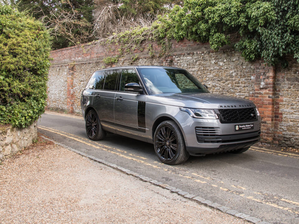 Image 9/18 of Land Rover Range Rover Vogue P400 (2019)