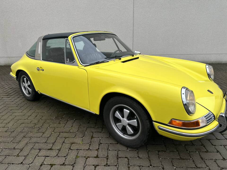Image 2/46 of Porsche 911 2.2 T (1969)