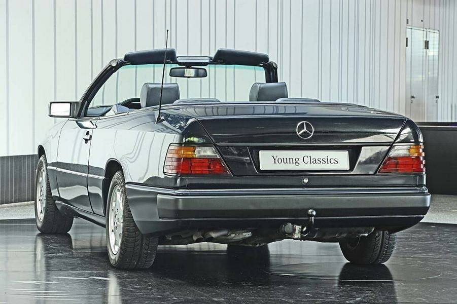 Immagine 8/10 di Mercedes-Benz 300 CE-24 (1992)