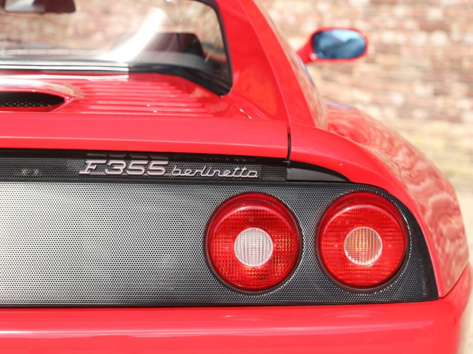Bild 40/50 von Ferrari F 355 Berlinetta (1996)