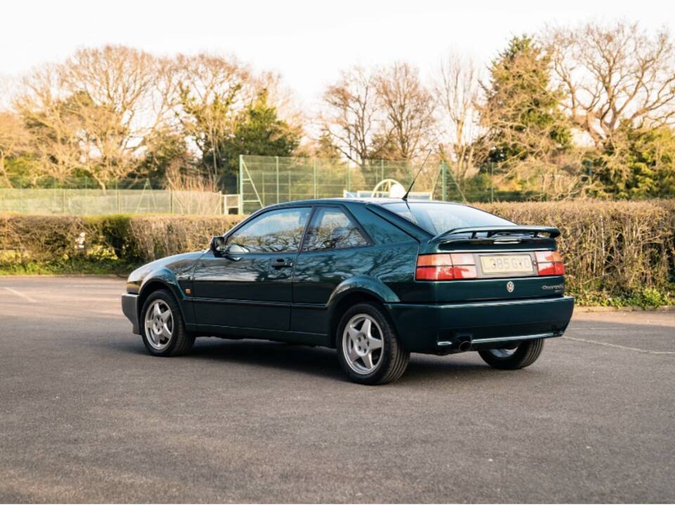 Afbeelding 43/48 van Volkswagen Corrado VR6 2.9 (1993)