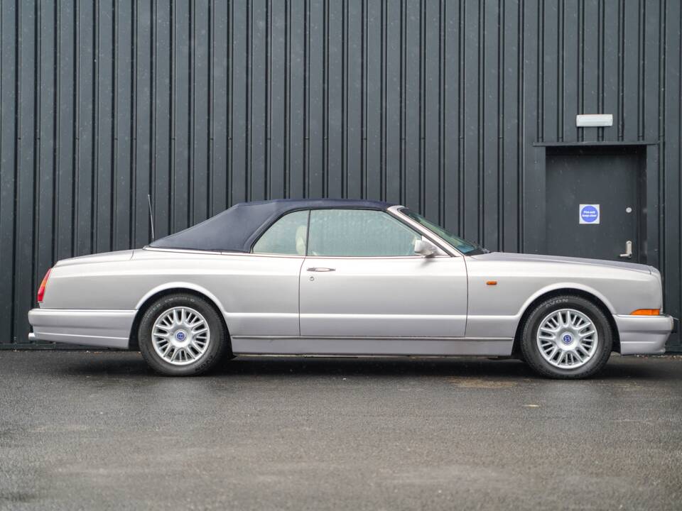 Bild 32/50 von Bentley Azure (2001)