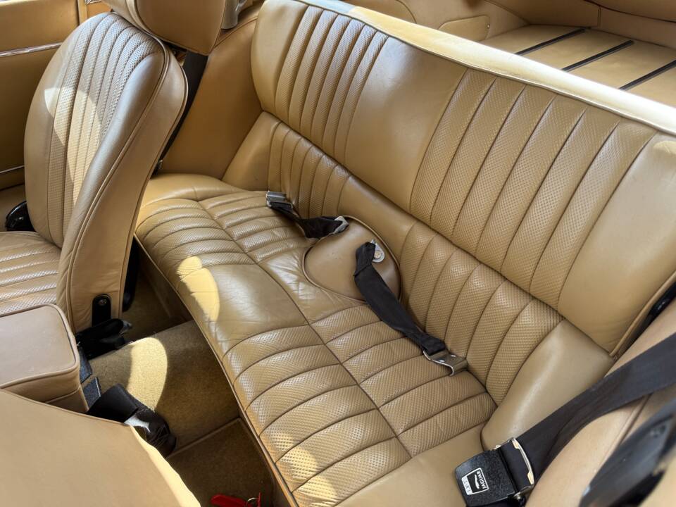 Bild 16/21 von Jaguar E-Type V12 (2+2) (1971)