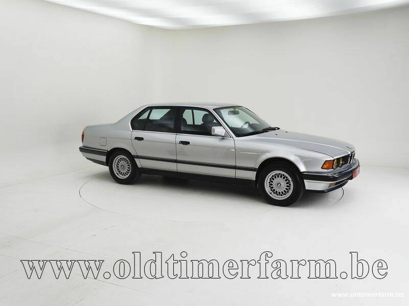 Image 3/15 of BMW 730i (1989)