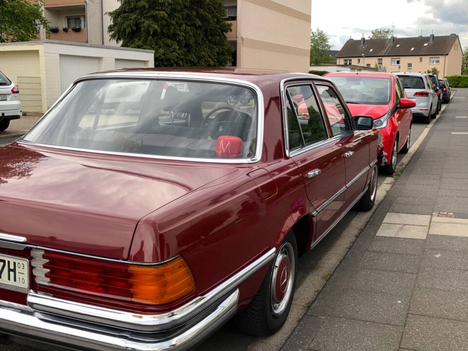 Image 7/15 de Mercedes-Benz 280 SE (1977)