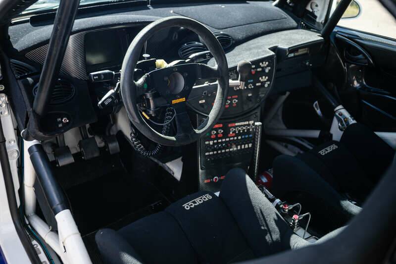 Image 2/50 of Ford Focus RS WRC (2000)