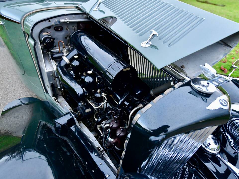 Image 46/50 of Bentley 4 1&#x2F;4 Litre (1939)