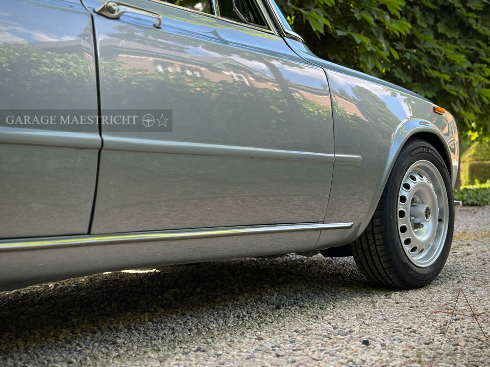 Bild 49/97 von Alfa Romeo Giulia Super 1.3 (1973)
