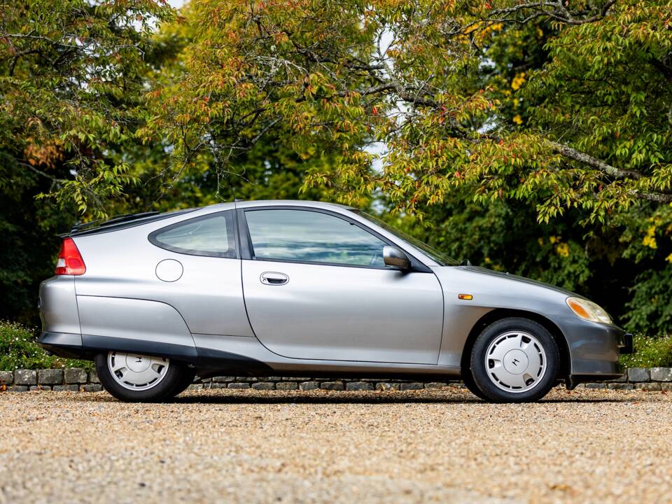 Immagine 2/50 di Honda Insight (2001)