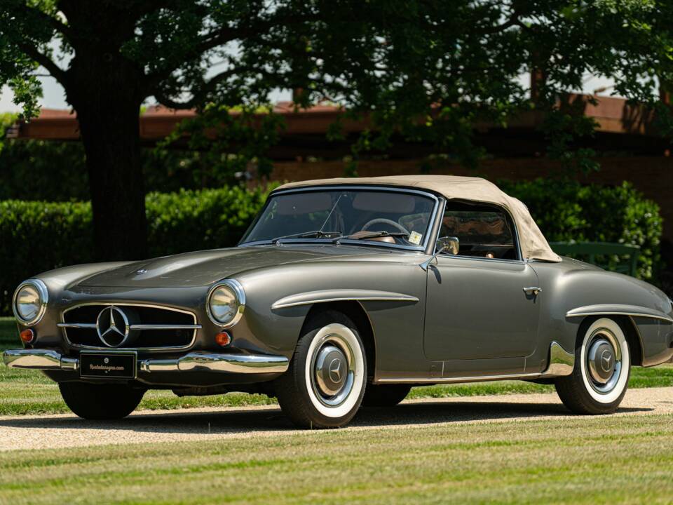 Imagen 2/50 de Mercedes-Benz 190 SL (1962)