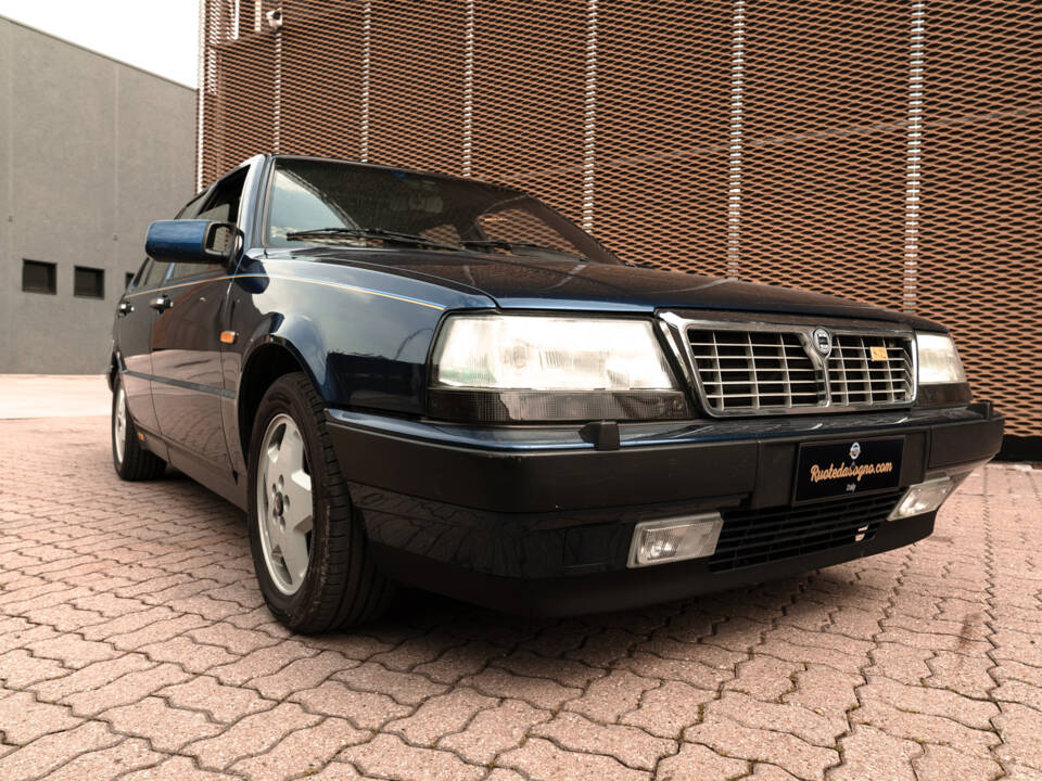 Bild 9/43 von Lancia Thema 8.32 (1987)