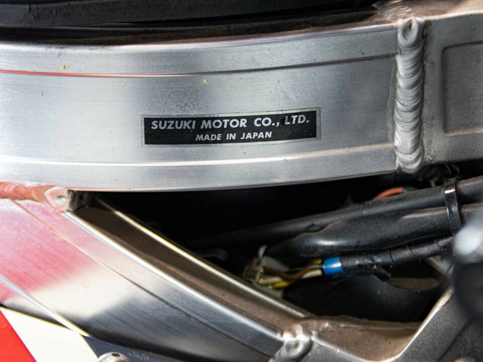 Afbeelding 49/50 van Egli-Suzuki GSX-R 1100 (1986)