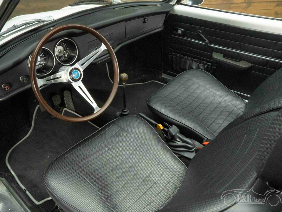 Imagen 18/19 de Volkswagen Karmann Ghia 1600 (1973)