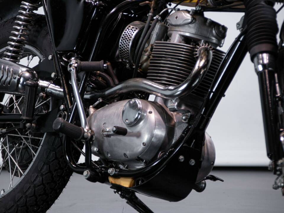 Image 46/50 of BSA DUMMY (1969)