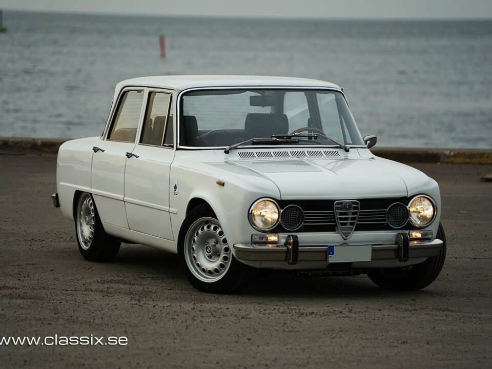 Immagine 19/27 di Alfa Romeo Giulia Super 1.3 (1974)