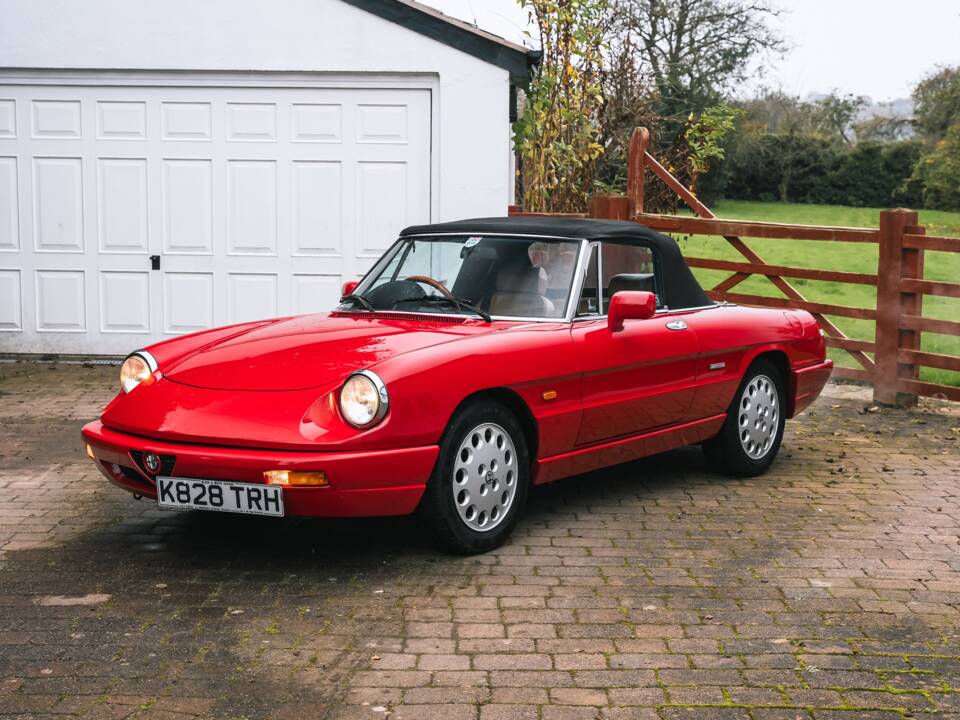 Afbeelding 35/50 van Alfa Romeo 2.0 Spider (1992)